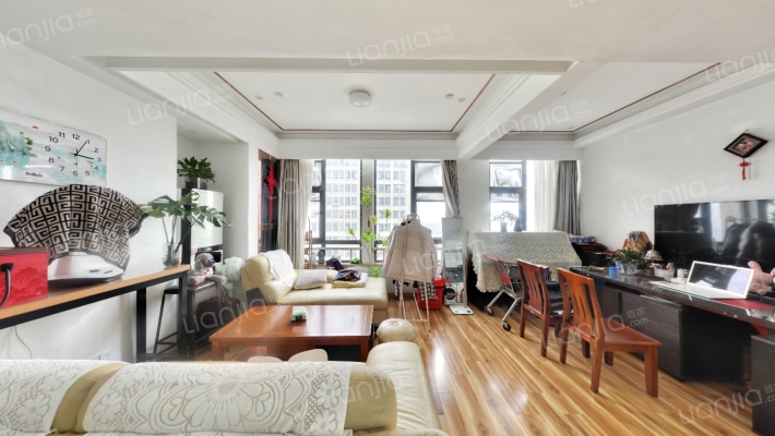 南翔汽车智慧新城二手房实景图