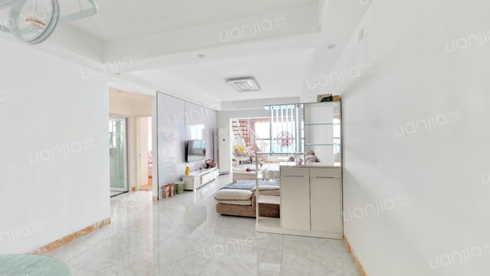 保利公园198百合郡二手房实景图