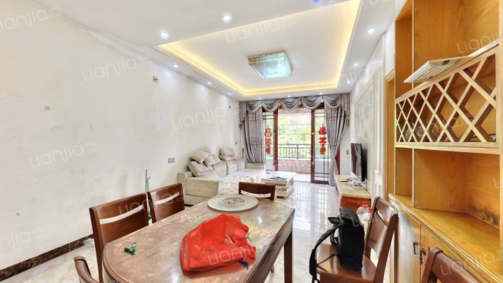 龙晟华府二手房实景图