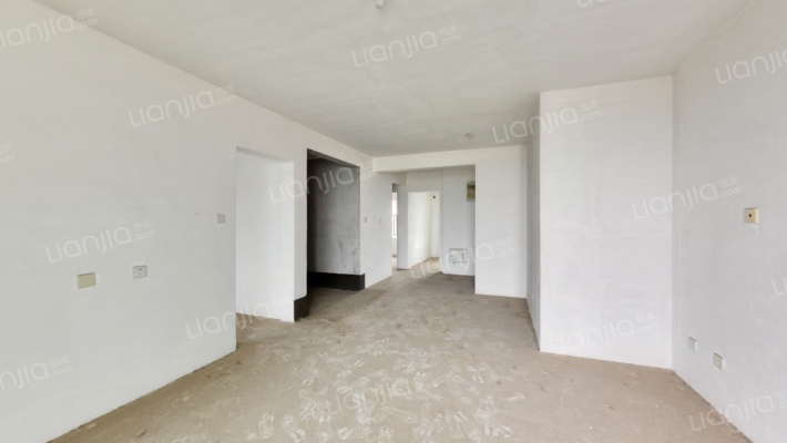 嘉恒有山二手房实景图