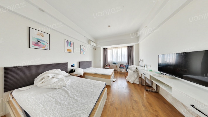 悦荟时代广场二手房实景图