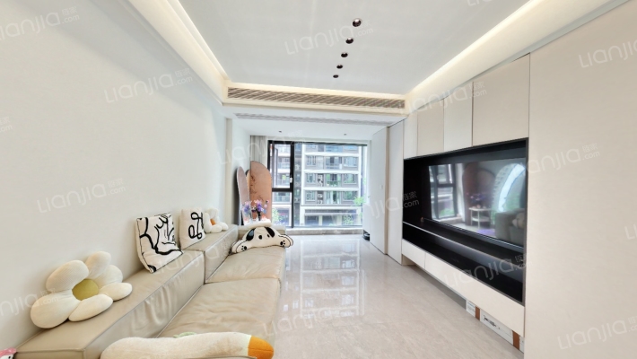 两江曲院风荷泊月邸二手房实景图