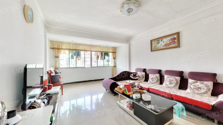 三吊龙二手房实景图