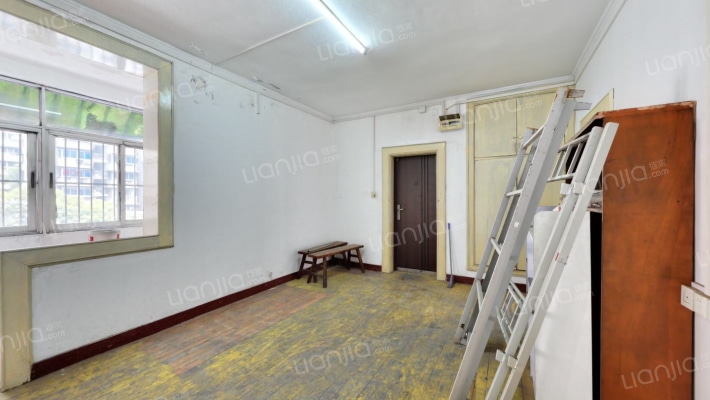 紫沙路53号二手房实景图