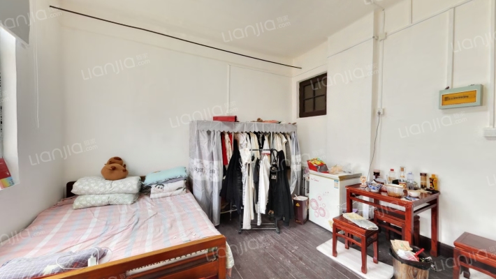 清和南里二手房实景图