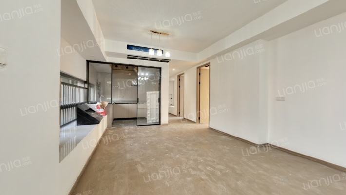 前海瑧玺二手房实景图