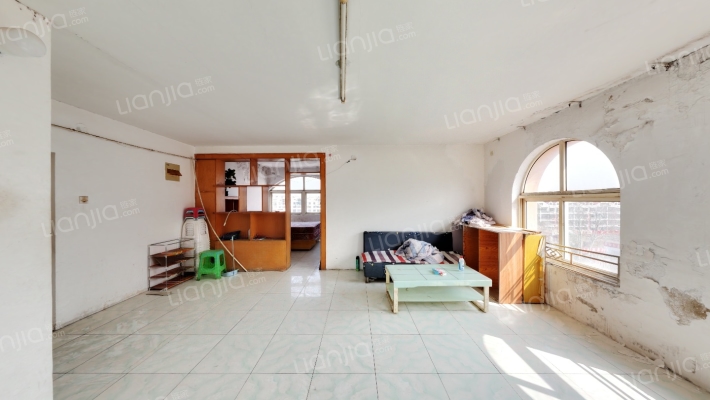 中障商住楼二手房实景图