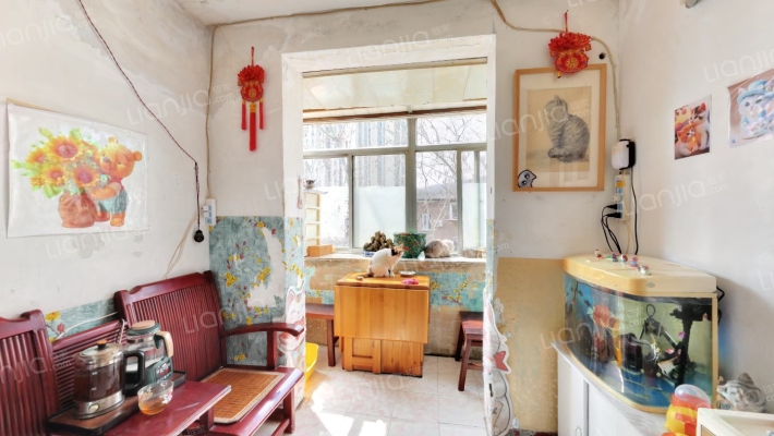 新光街二手房实景图