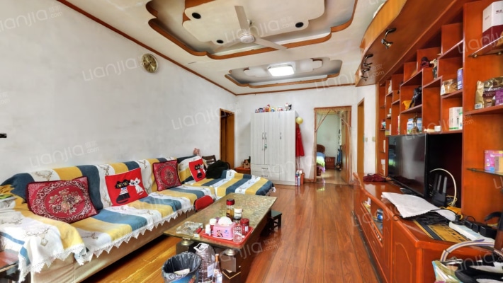 绿洲公寓二手房实景图