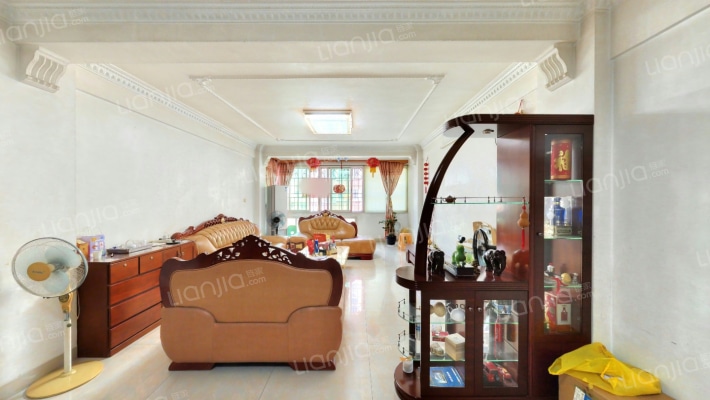 华泰广场二手房实景图