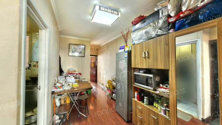 白家庄西里二手房实景图