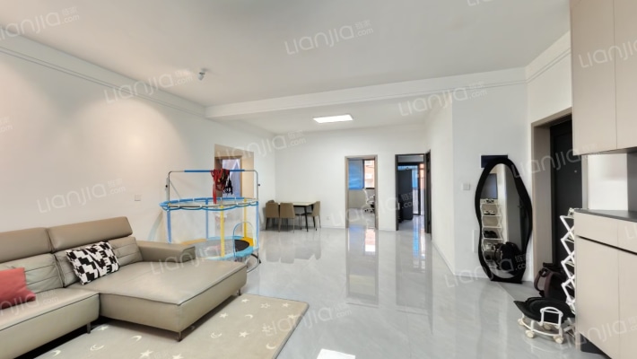 湖滨路348号院二手房实景图