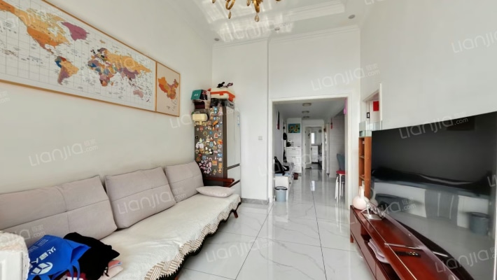 顺驰领海二手房实景图