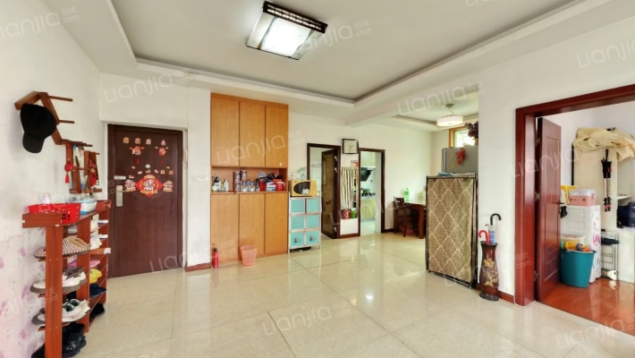 丹青苑A区二手房实景图