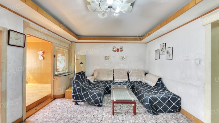 艺苑东里二手房实景图