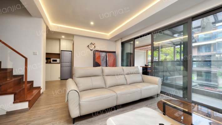 龙湖芳树晴川二手房实景图