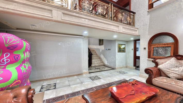 燕晗山居二手房实景图