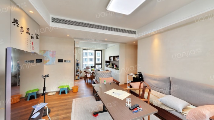 联发正荣臻华府二手房实景图