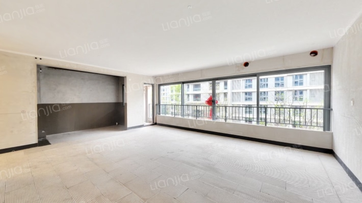 科学城置业龙湖凤栖湖畔二手房实景图