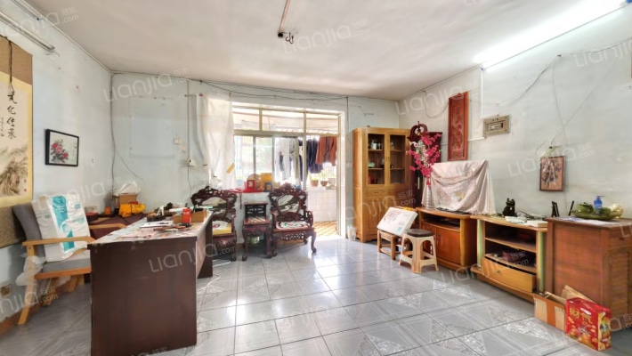 广场北街小区二手房实景图