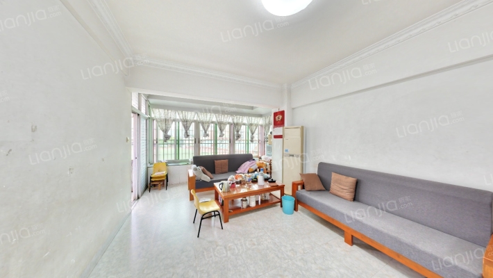 华泰广场二手房实景图