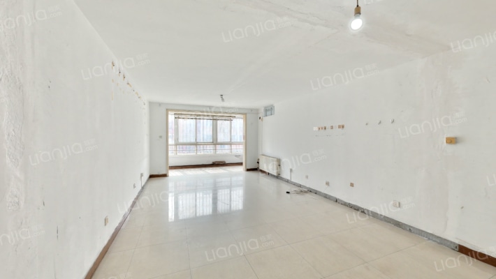 龙跃苑四区二手房实景图