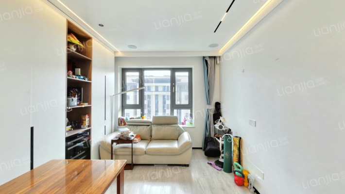 和悦华锦一期二手房实景图