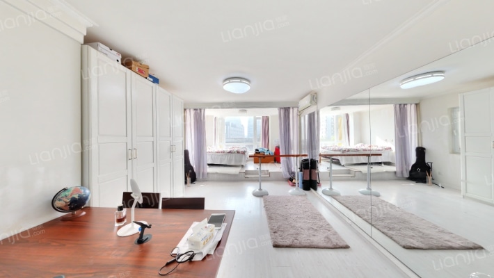 宝星国际二期二手房实景图