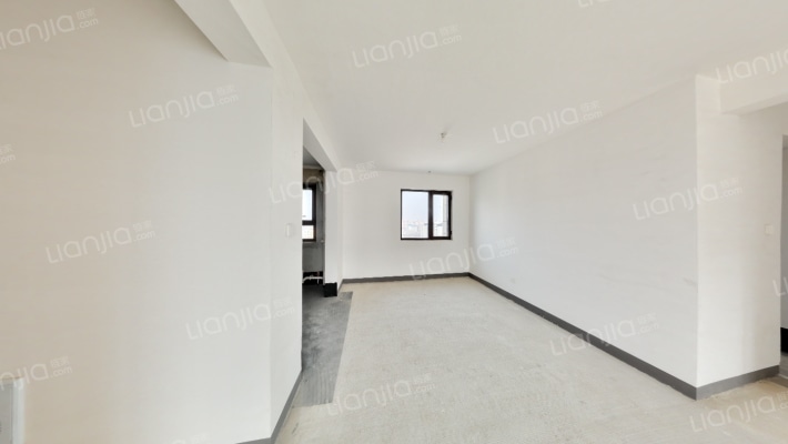 百郦荣锦苑二手房实景图