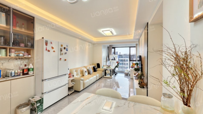 中梁御璟台二手房实景图