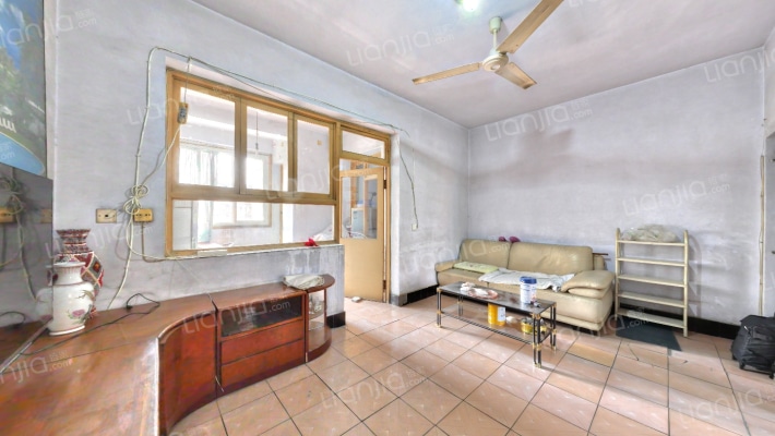 净居寺路18号二手房实景图