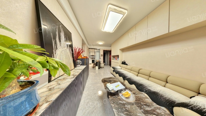 颐峰名庭二手房实景图