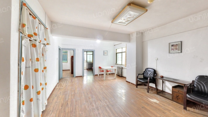 大洋商厦二手房实景图