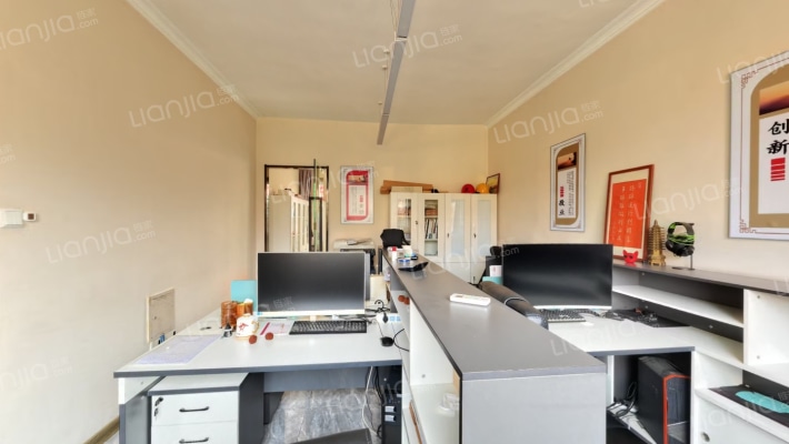 龙居花园7区二手房实景图