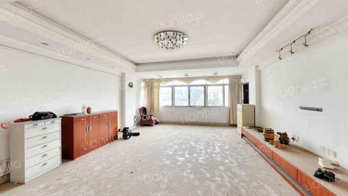 江边路一巷19号二手房实景图