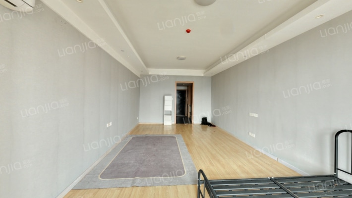 鸿锐国际二手房实景图