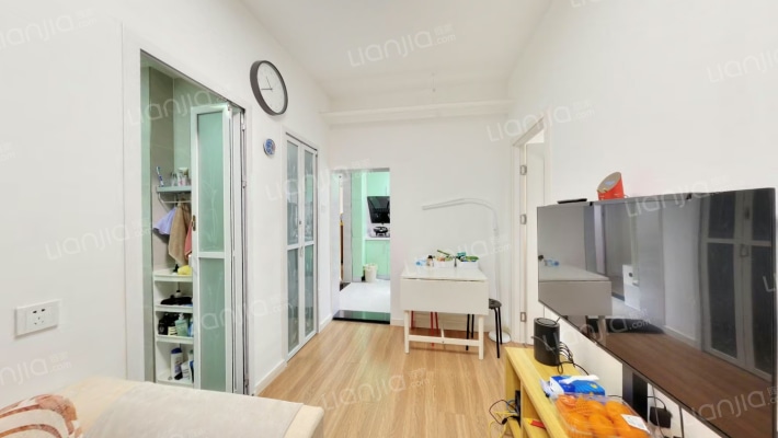 冠英园小区二手房实景图