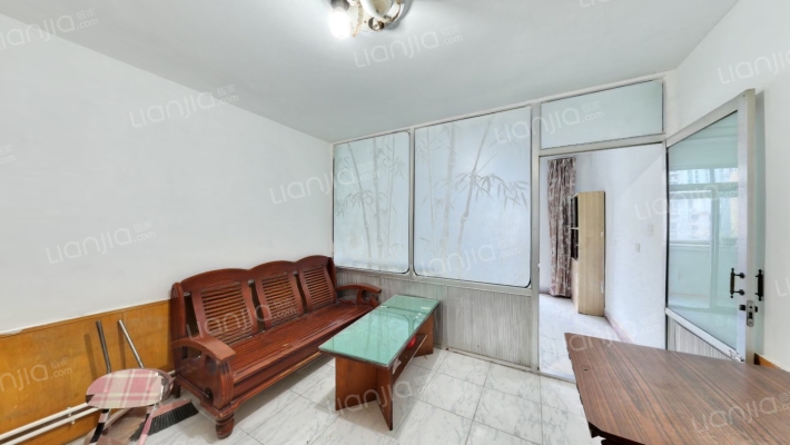 土产公司宿舍二手房实景图