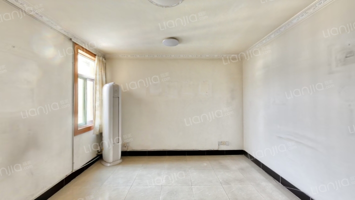 新安苑二手房实景图