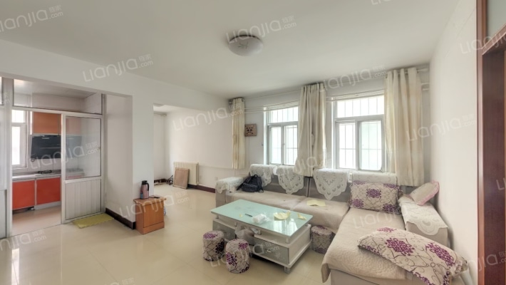 银泰花苑二手房实景图