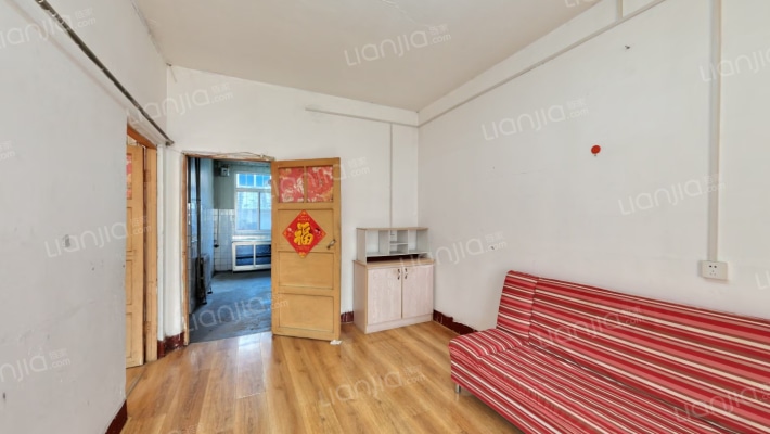 长德街二手房实景图