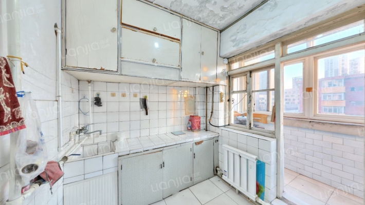 铁百小区二手房实景图