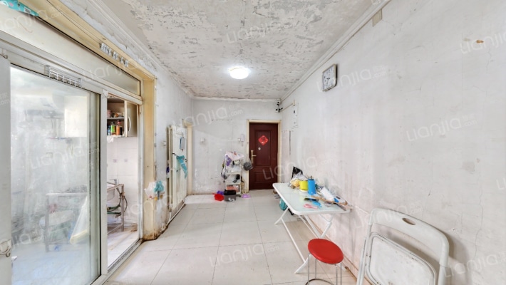 温泉花园A区二手房实景图