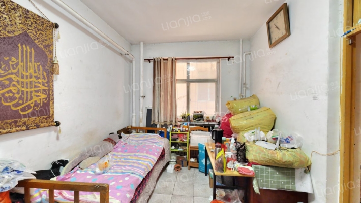 无线电十六厂宿舍二手房实景图