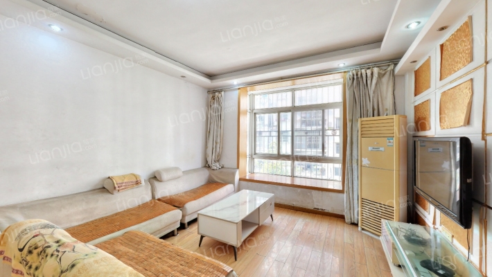 东鑫鑫海花城西区二手房实景图