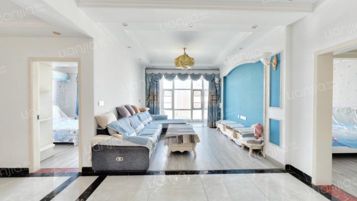 世纪广场二手房实景图