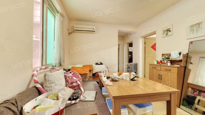 石人南街14号二手房实景图