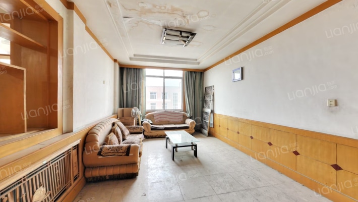 区经贸委宿舍二手房实景图