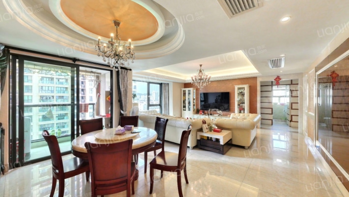 蓝湾国际二手房实景图