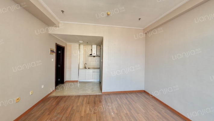 羽丰大厦二手房实景图